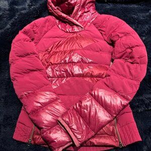 LUlulemon Down Pullover size 4